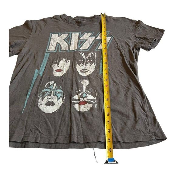 Kiss Rock and Roll Graphic T Shirt Mens Music Band Tee Size Medium Retro Style - Picture 5 of 7